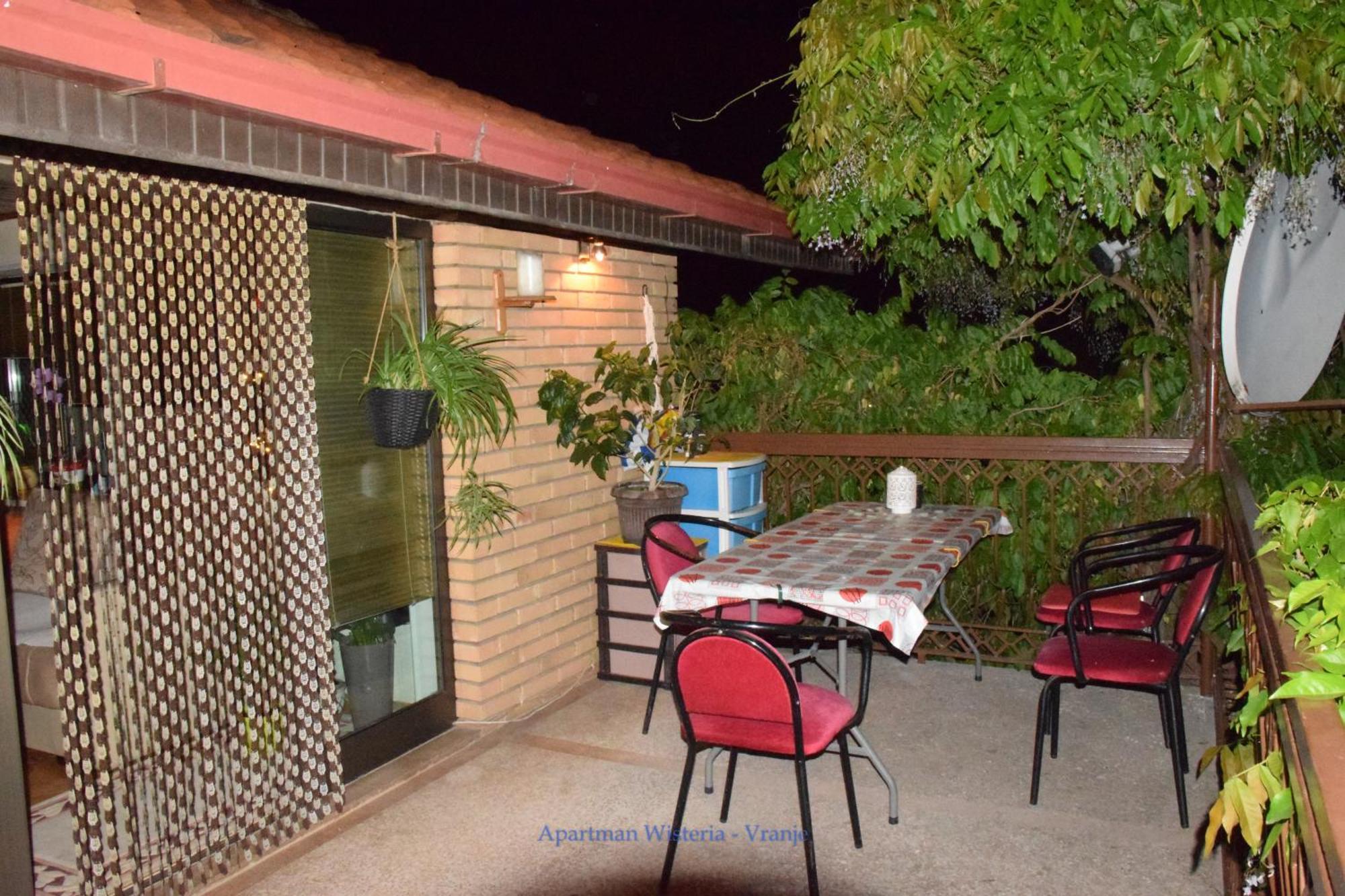 Apartman Wisteria Vranje Bagian luar foto